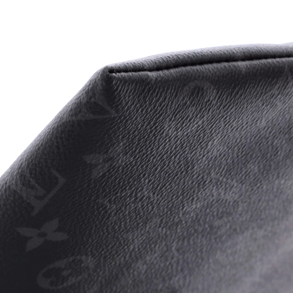 Discovery Pochette Monogram Eclipse Canvas GM - Deep Luxury