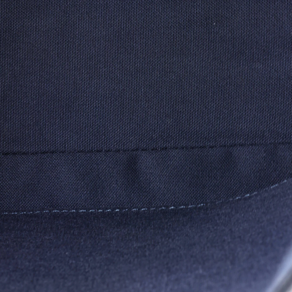 District Messenger Bag Damier Infini Leather MM - Deep Luxury