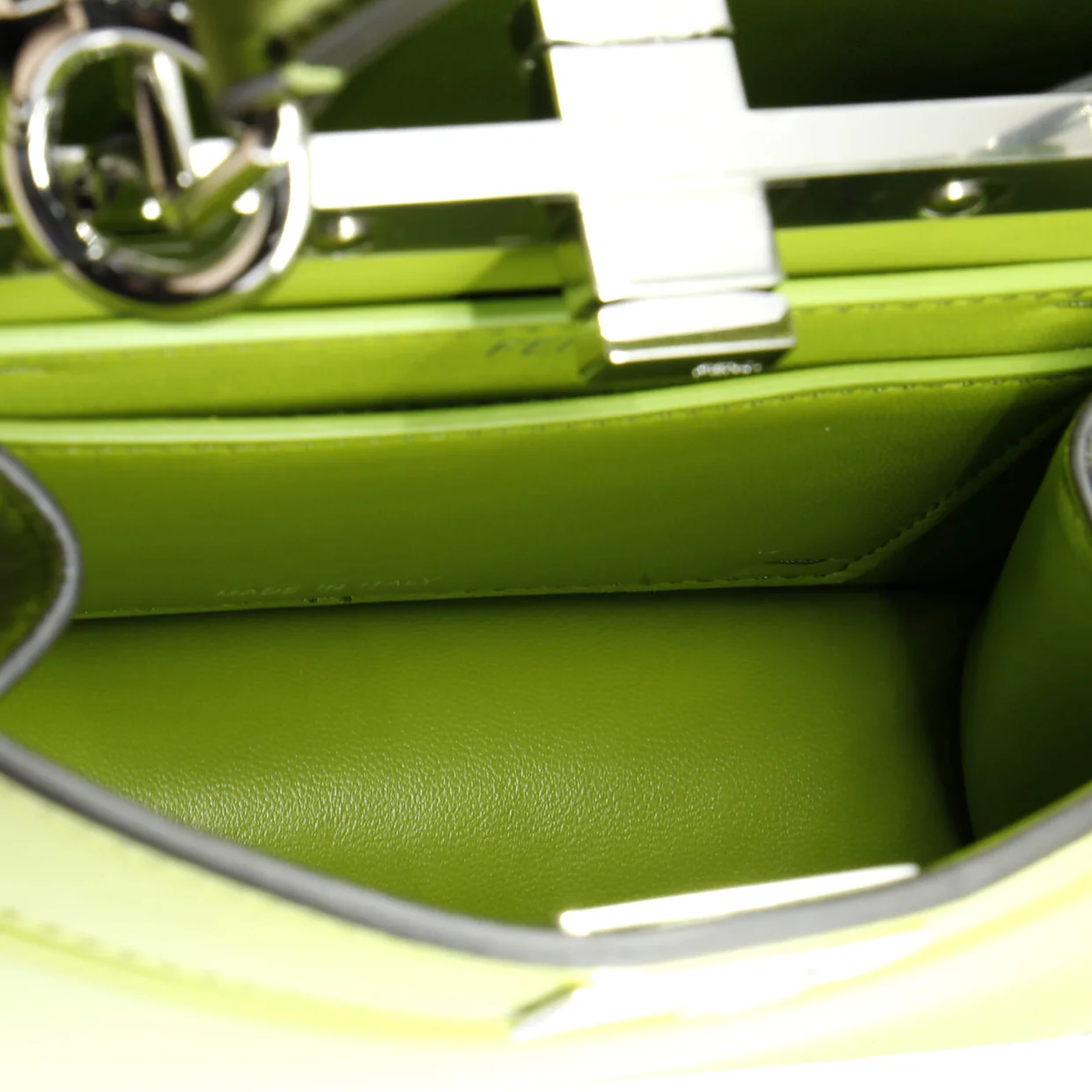 Peekaboo ISeeU Bag Leather Petite - Deep Luxury