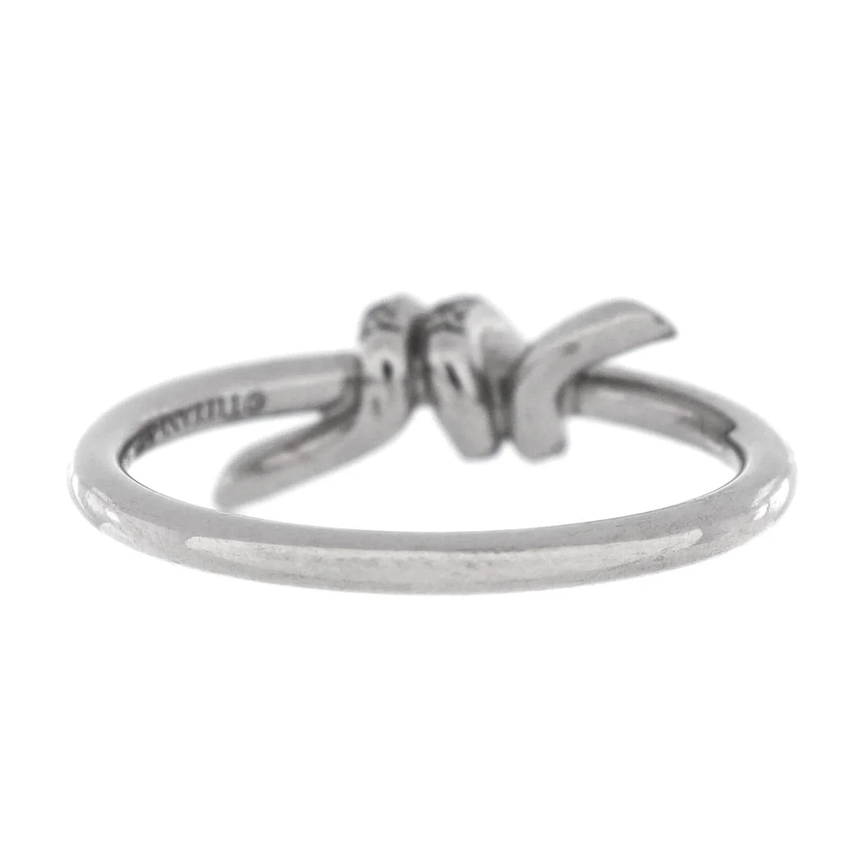 Knot Ring 18K White Gold with Diamonds - Deep Luxury