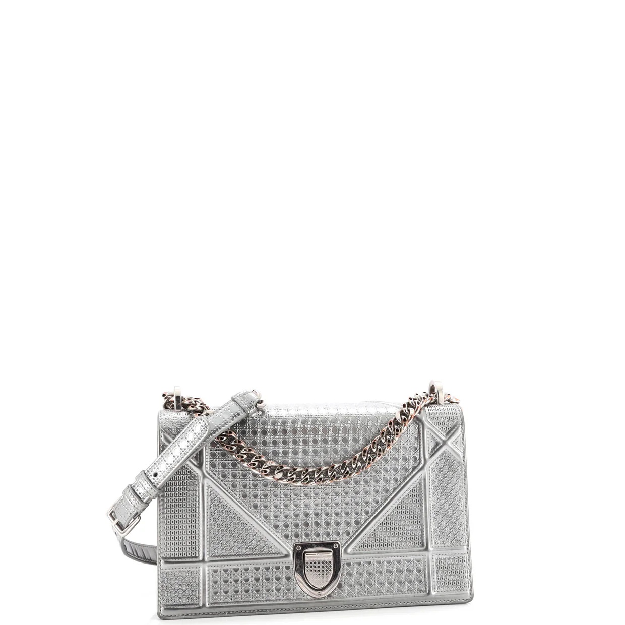 Diorama Flap Bag Cannage Embossed Calfskin Medium - Deep Luxury