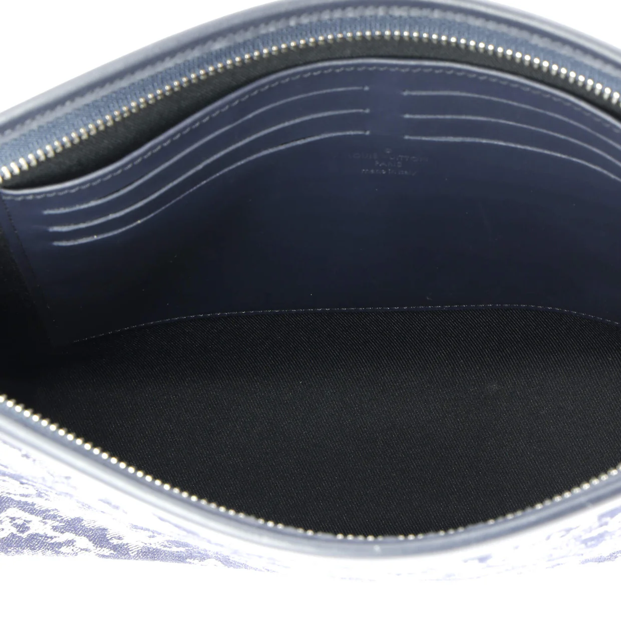 Pochette Voyage Monogram Tapestry Canvas MM - Deep Luxury