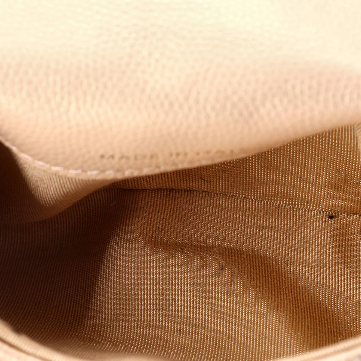 CC Pearl Coin Card Holder with Chain Quilted Iridescent Caviar - Deep Luxury