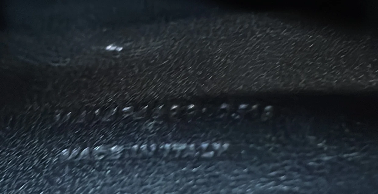 Loulou Shoulder Bag Matelasse Chevron Leather Small - Deep Luxury