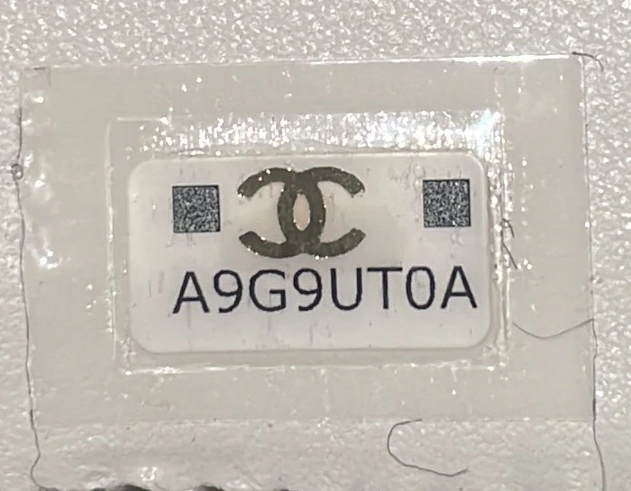 CC Book Card Holder with Chain Quilted Lambskin - Deep Luxury