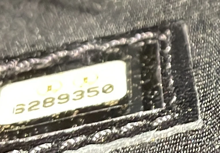 Medallion Tote Quilted Caviar - Deep Luxury