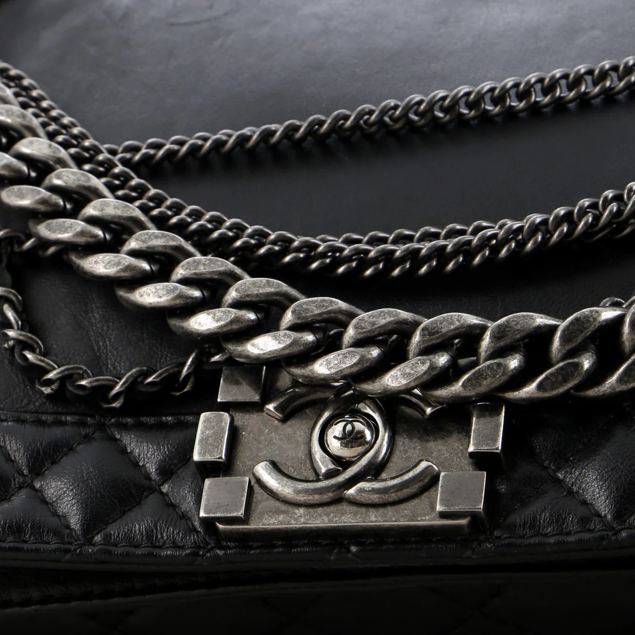 Boy Flap Bag Enchained Lambskin New Medium - Deep Luxury