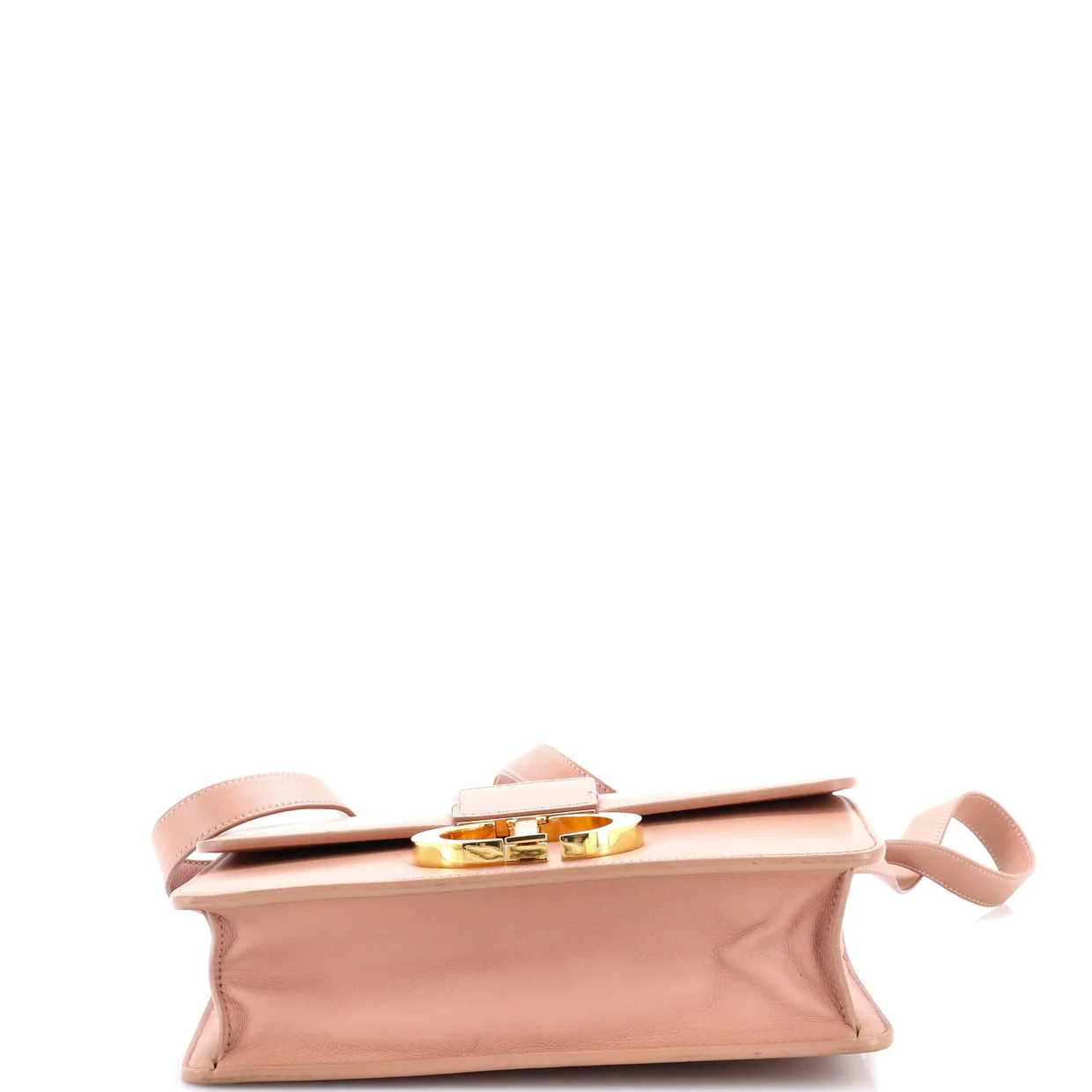 30 Montaigne Flap Bag Leather - Deep Luxury