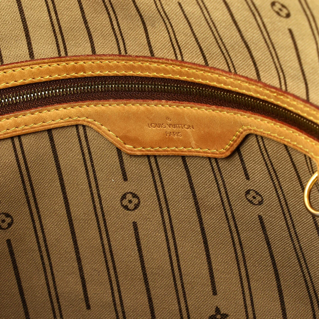 Delightful Handbag Monogram Canvas PM - Deep Luxury