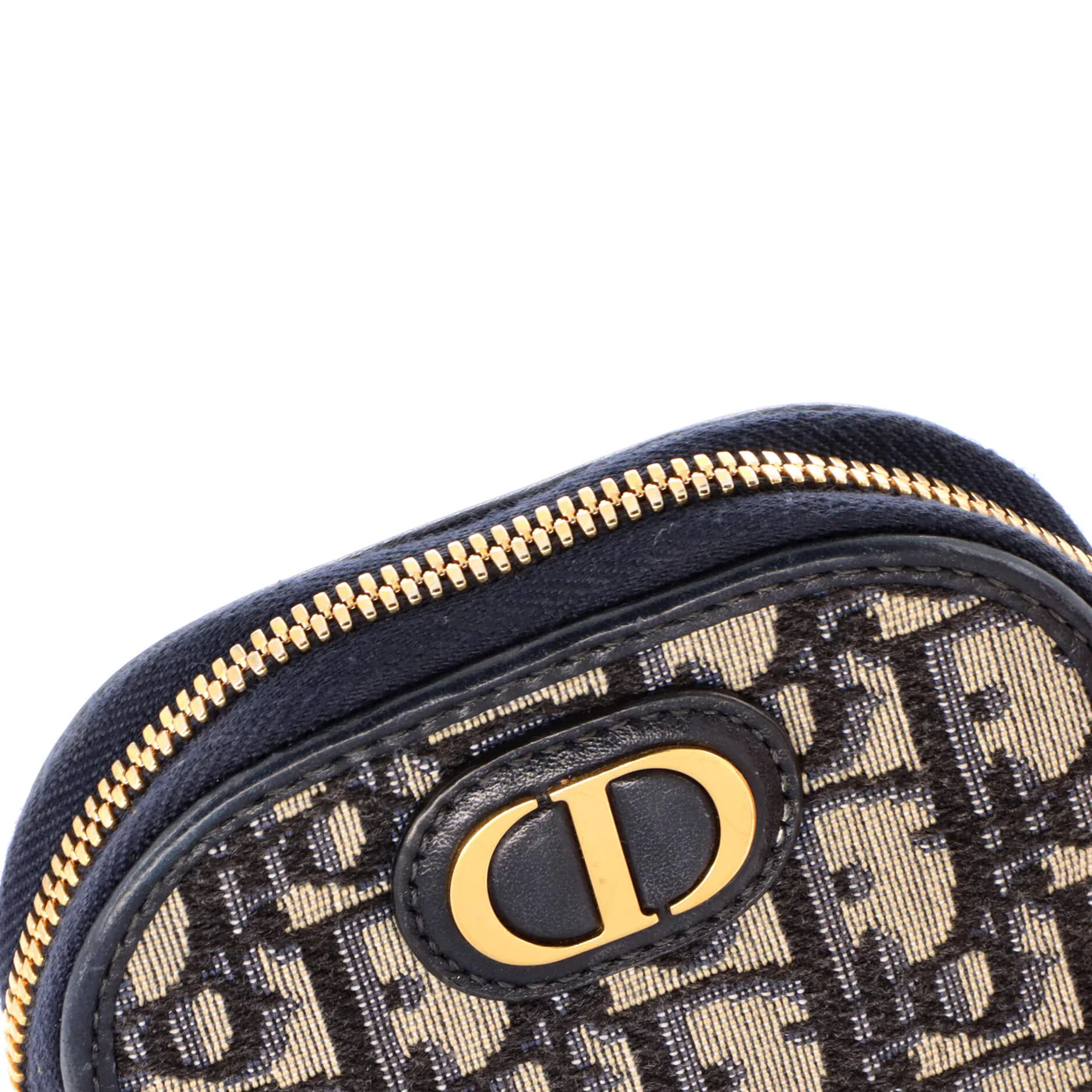 30 Montaigne Phone Holder on Chain Oblique Canvas - Deep Luxury