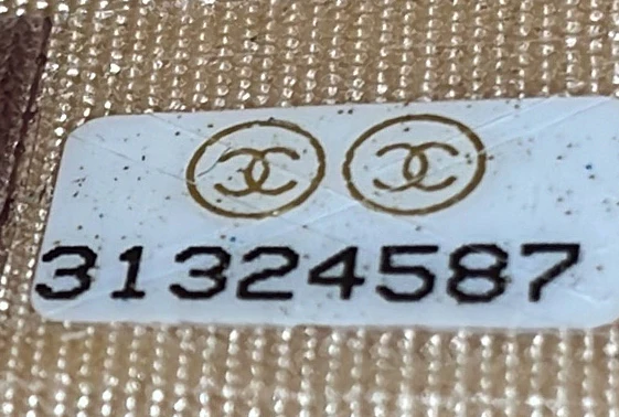 CC Pearl Coin Card Holder with Chain Quilted Iridescent Caviar - Deep Luxury