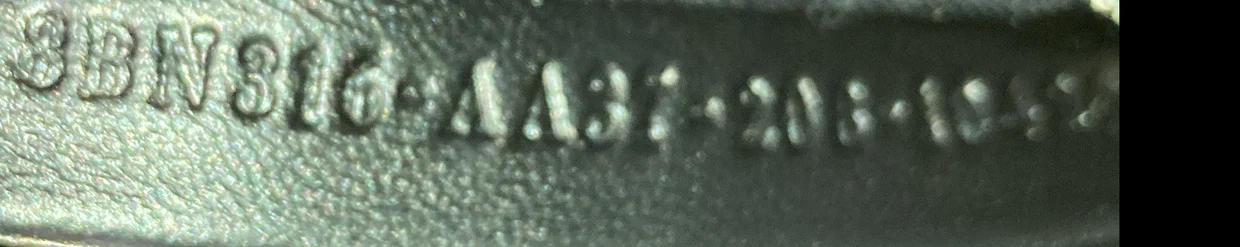 Resin Handle Peekaboo Bag Patent Mini - Deep Luxury