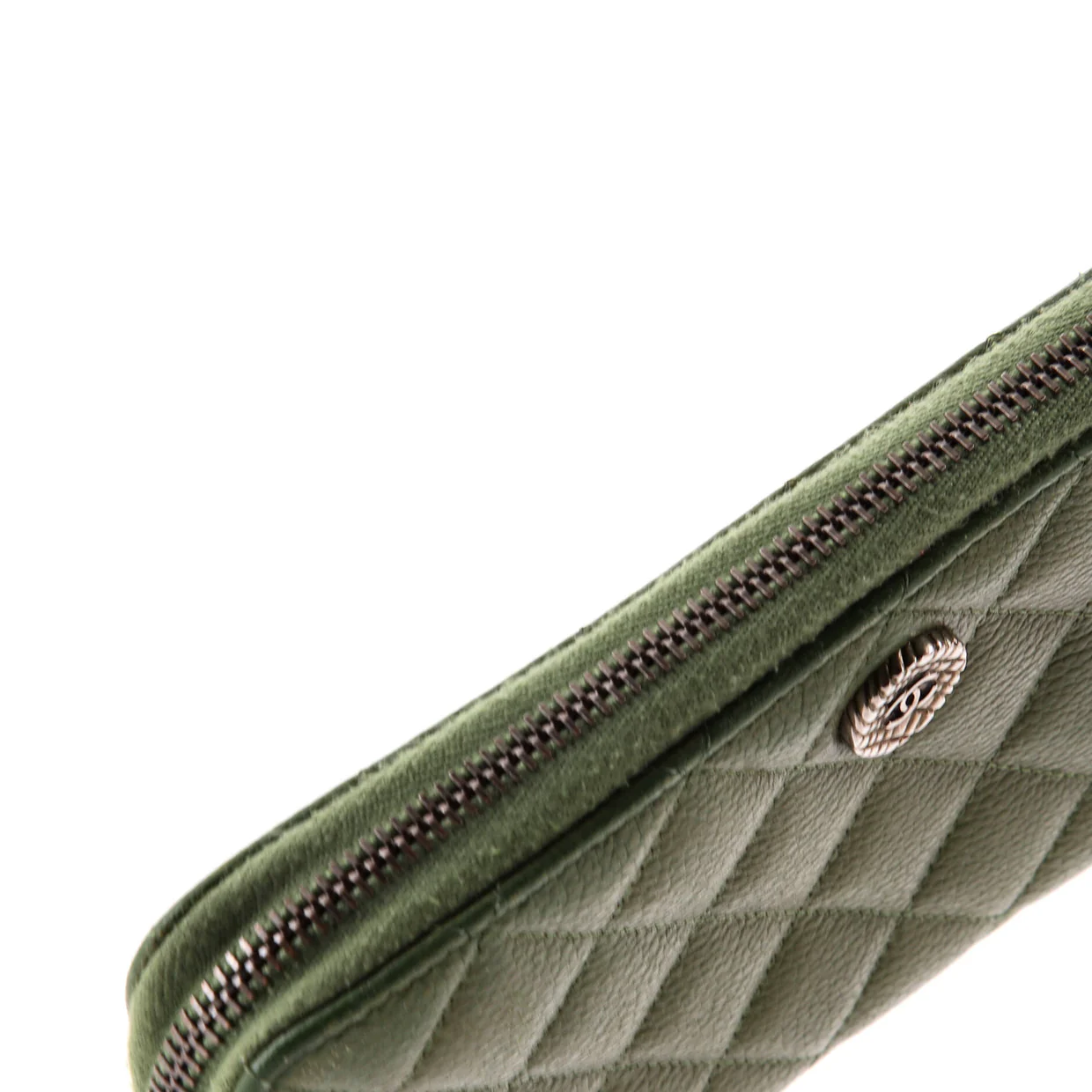CC Medallion Zip Wallet Quilted Caviar Long - Deep Luxury
