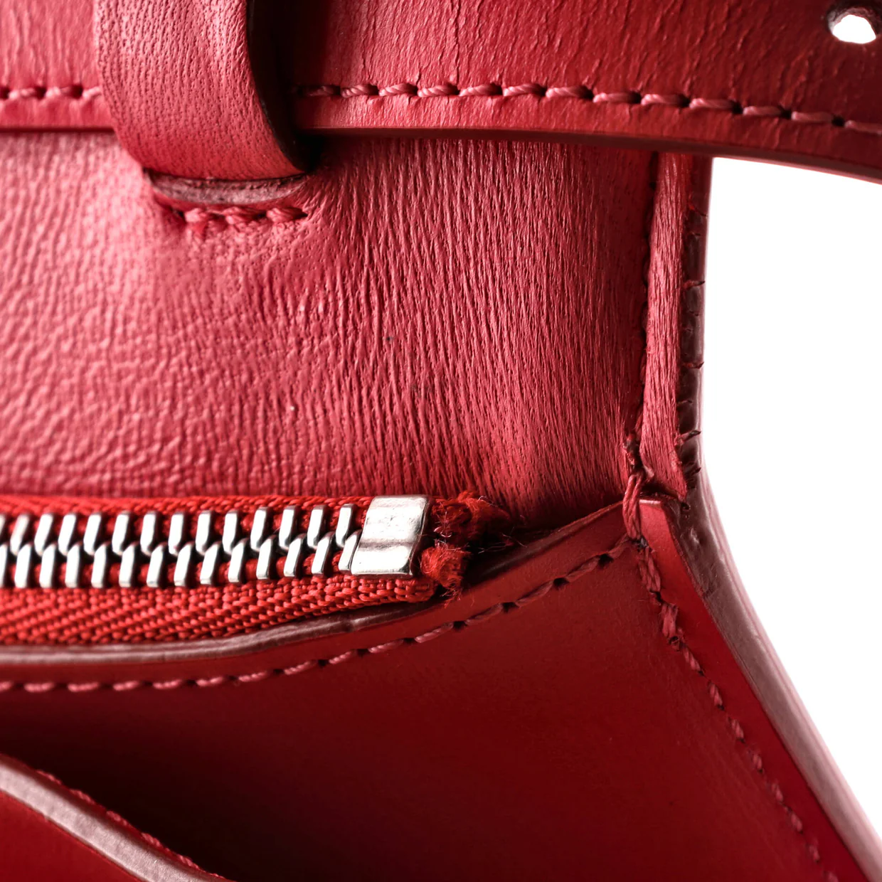 Classic Box Bag Smooth Leather Medium - Deep Luxury