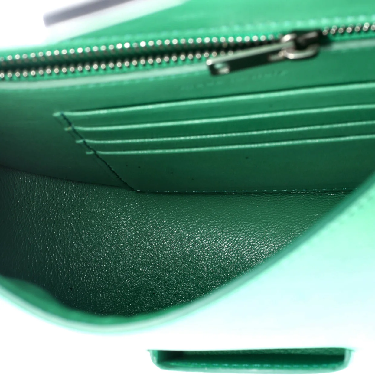 Trotteur Crossbody Bag Grainy Leather Small - Deep Luxury