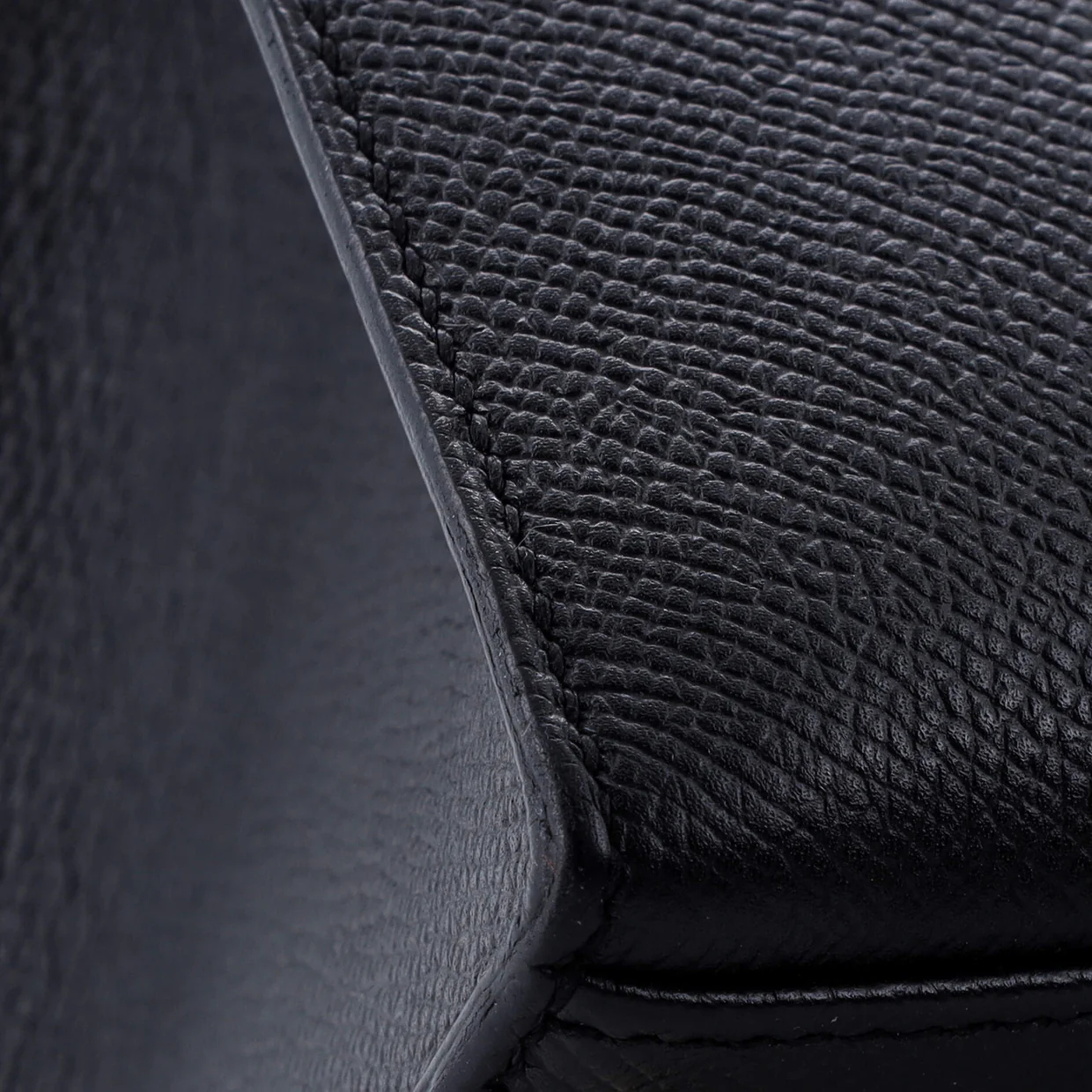 Kelly Handbag Noir Epsom with Gold Hardware 28 - Deep Luxury