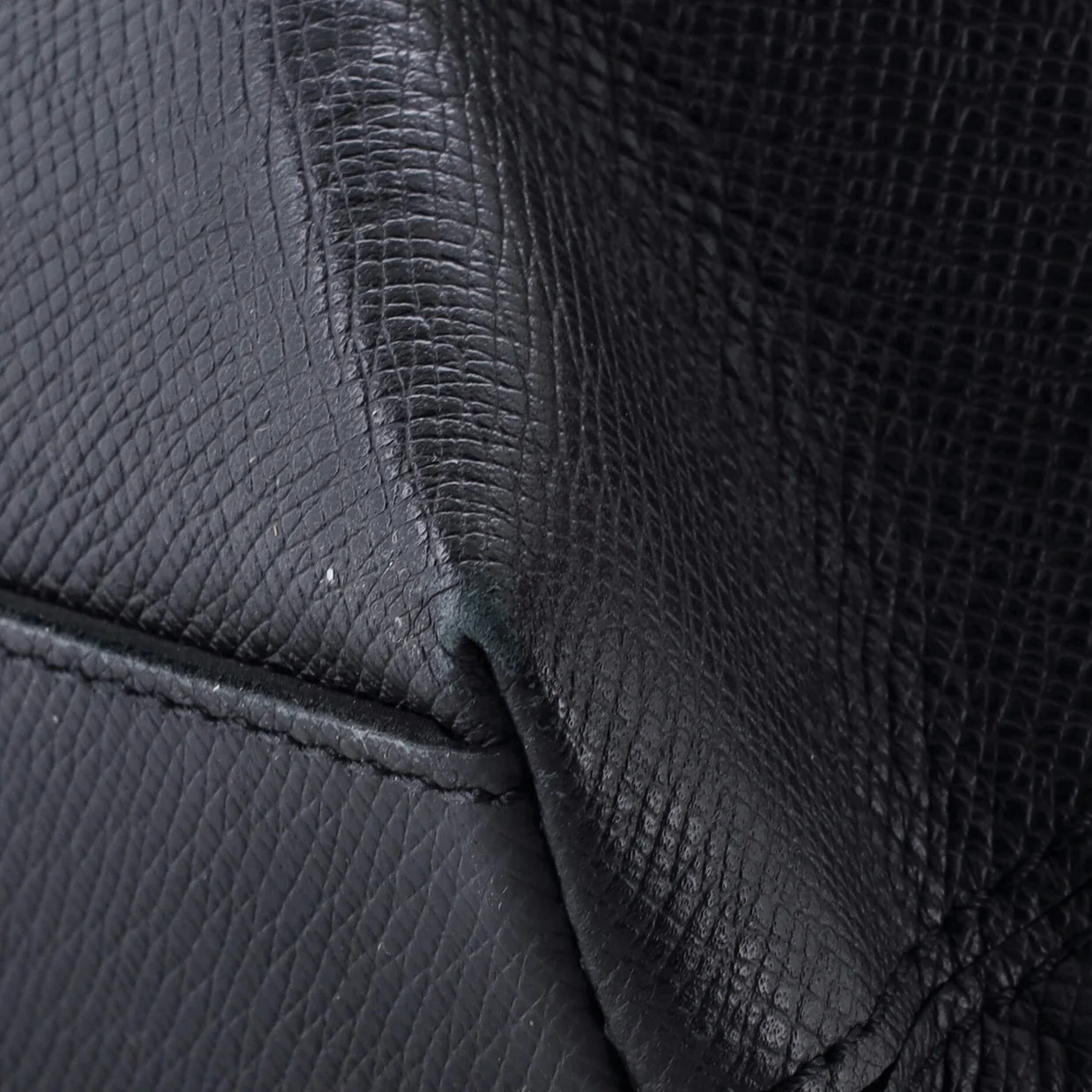 Anton Soft Briefcase Taiga Leather - Deep Luxury