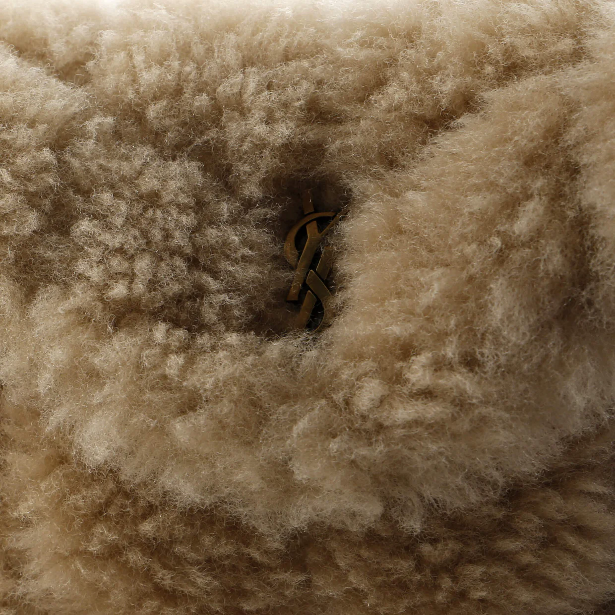LouLou Puffer Clutch Matelasse Chevron Shearling Small - Deep Luxury