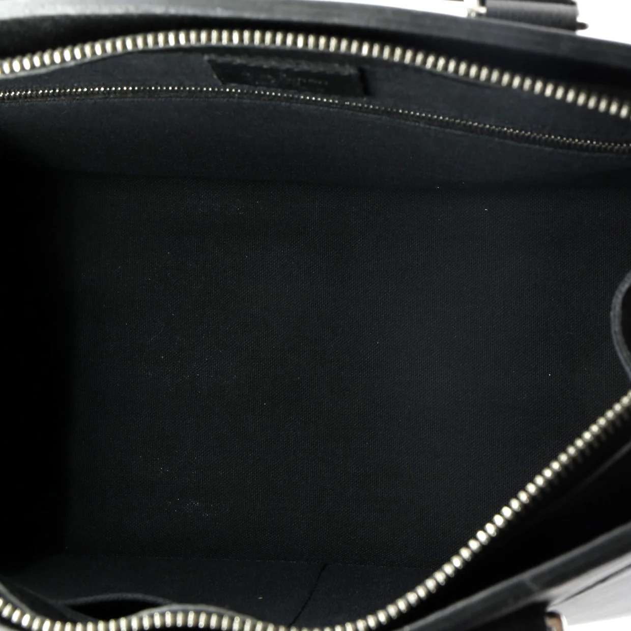 Vaneau Handbag Epi Leather MM - Deep Luxury
