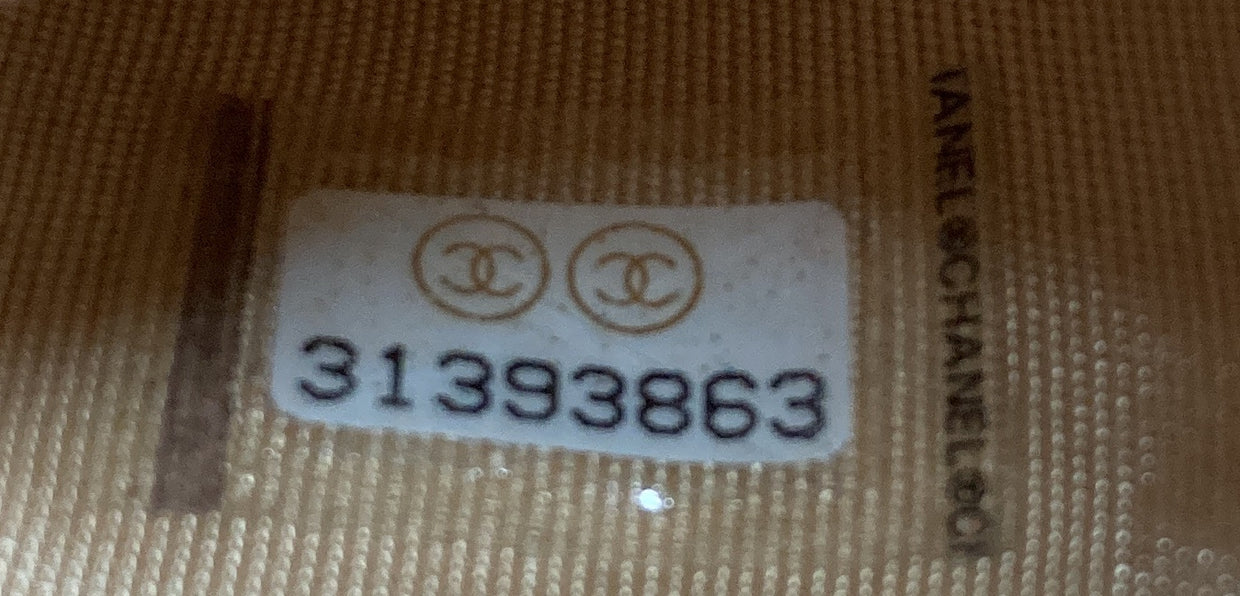 CC Pearl Coin Card Holder with Chain Quilted Caviar - Deep Luxury