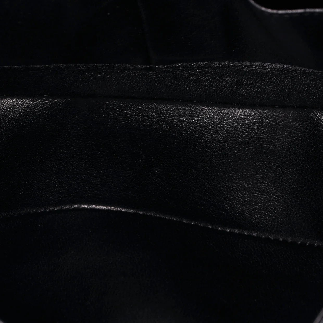 Classic Double Flap Bag Quilted Caviar Medium - Deep Luxury