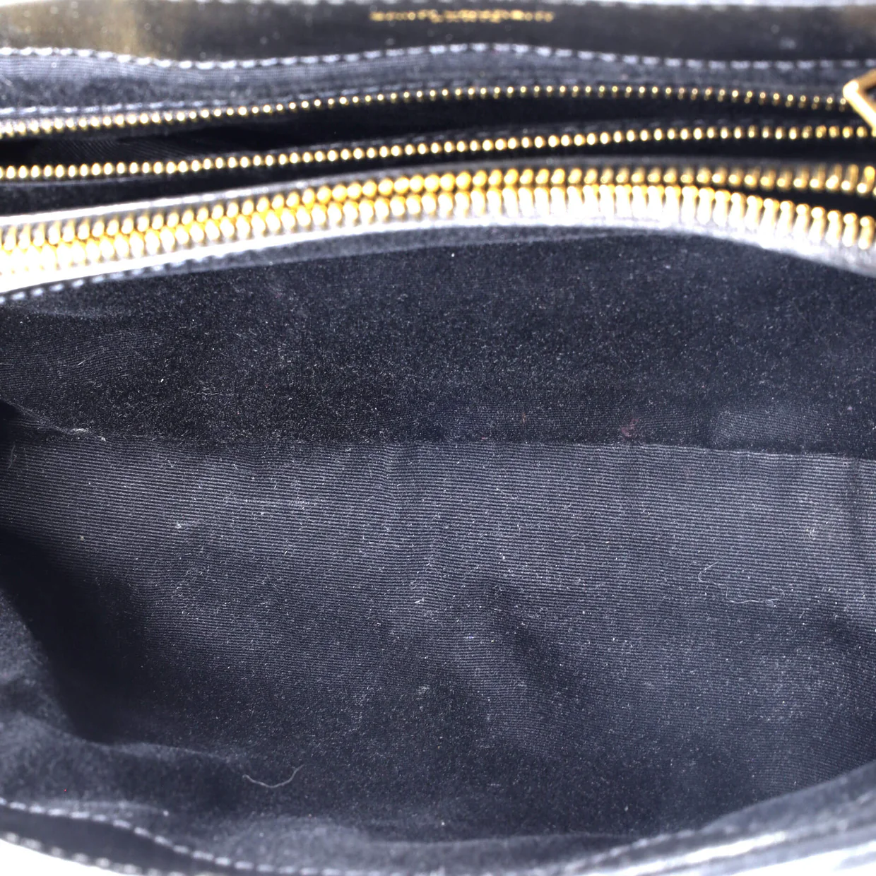 Loulou Shoulder Bag Matelasse Chevron Leather Medium - Deep Luxury