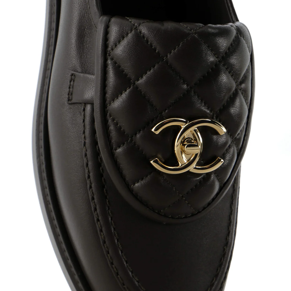 Women's CC Loafers Quilted Leather - Deep Luxury