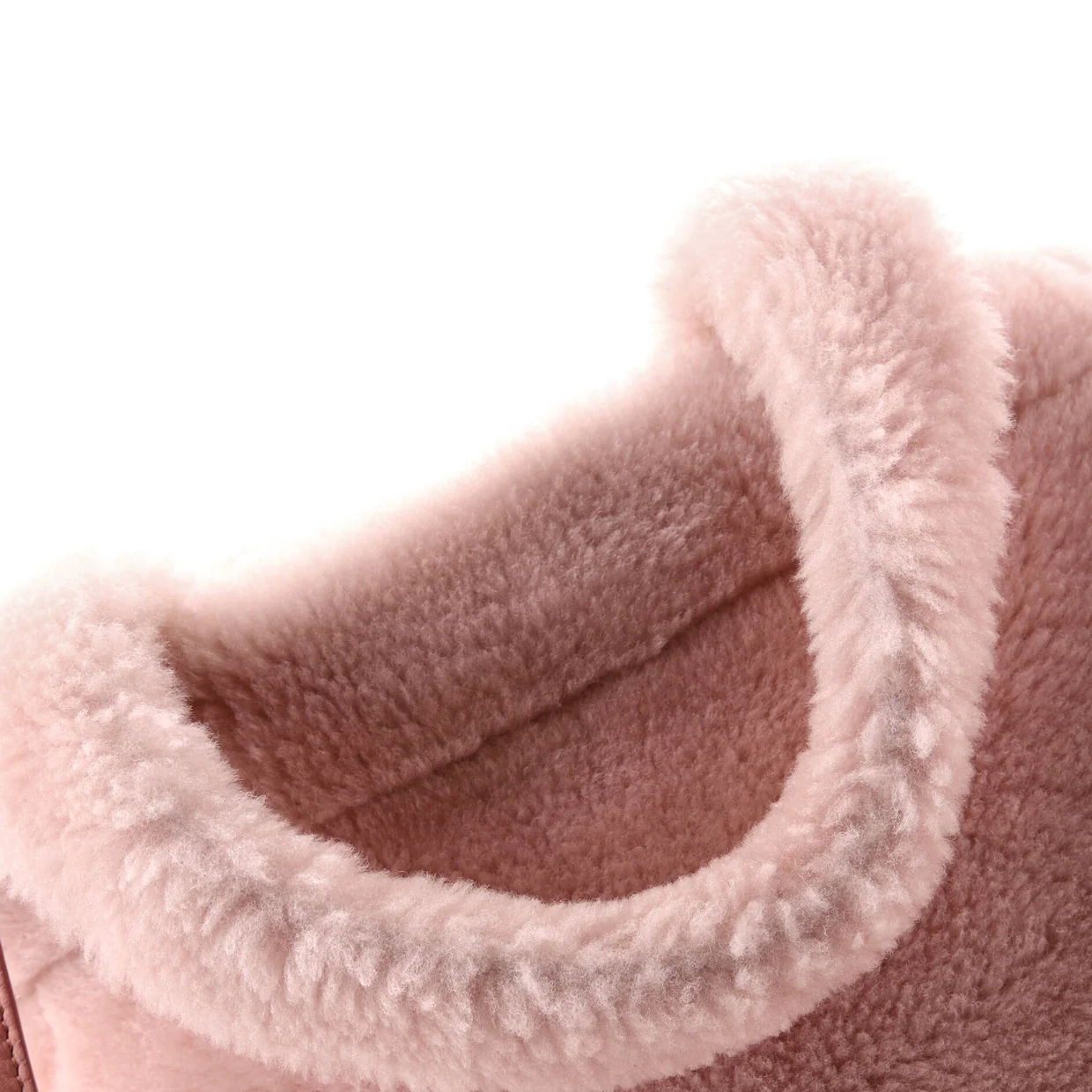 Logo Tote Shearling Small - Deep Luxury