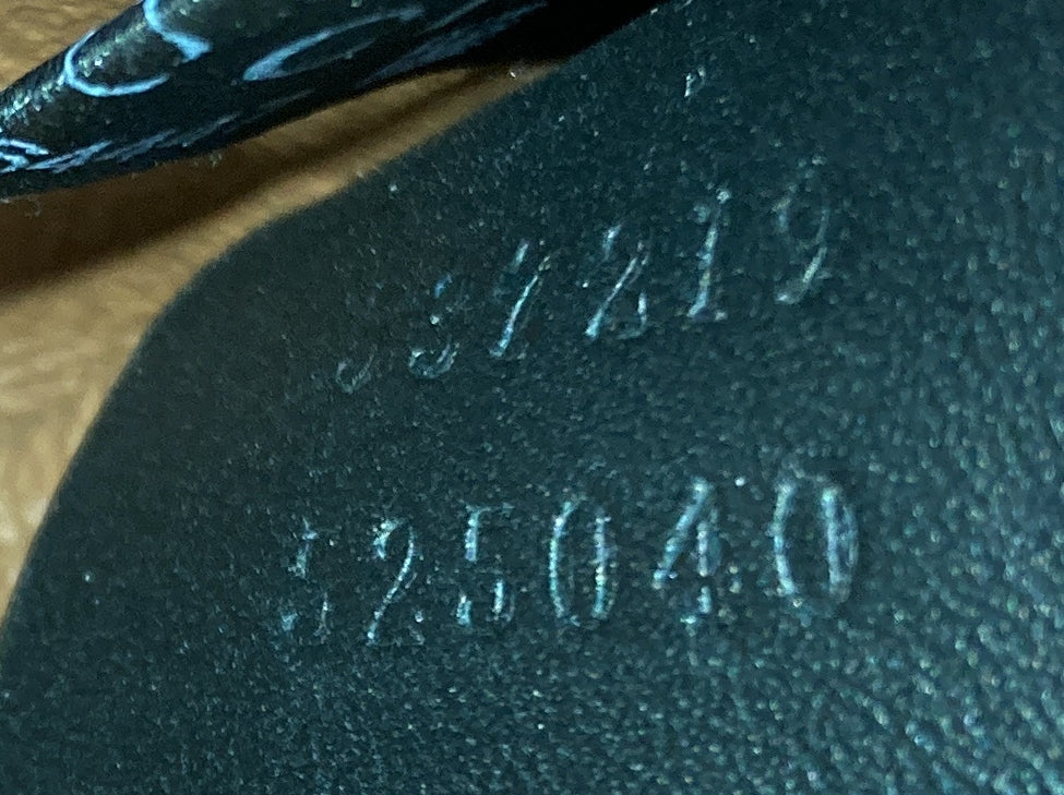 Rajah Chain Tote Suede Large - Deep Luxury