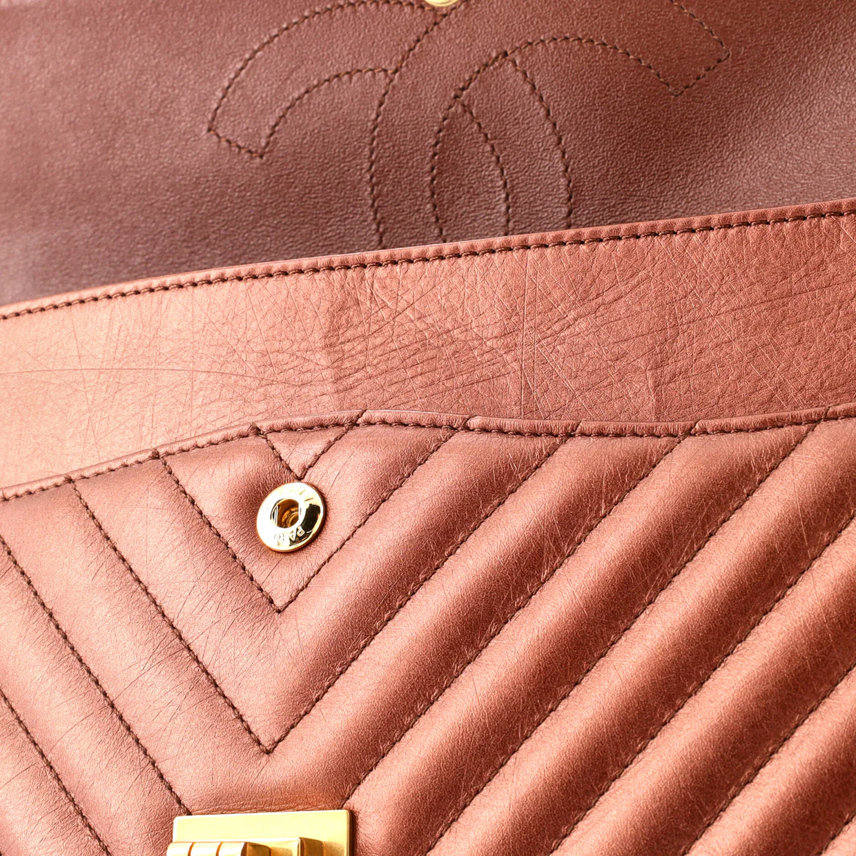 Reissue 2.55 Flap Bag Chevron Metallic Aged Calfskin 226 - Deep Luxury