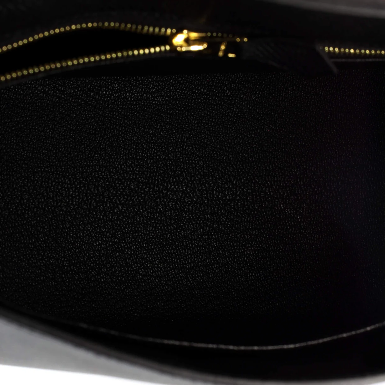 Kelly Handbag Noir Epsom with Gold Hardware 25 - Deep Luxury