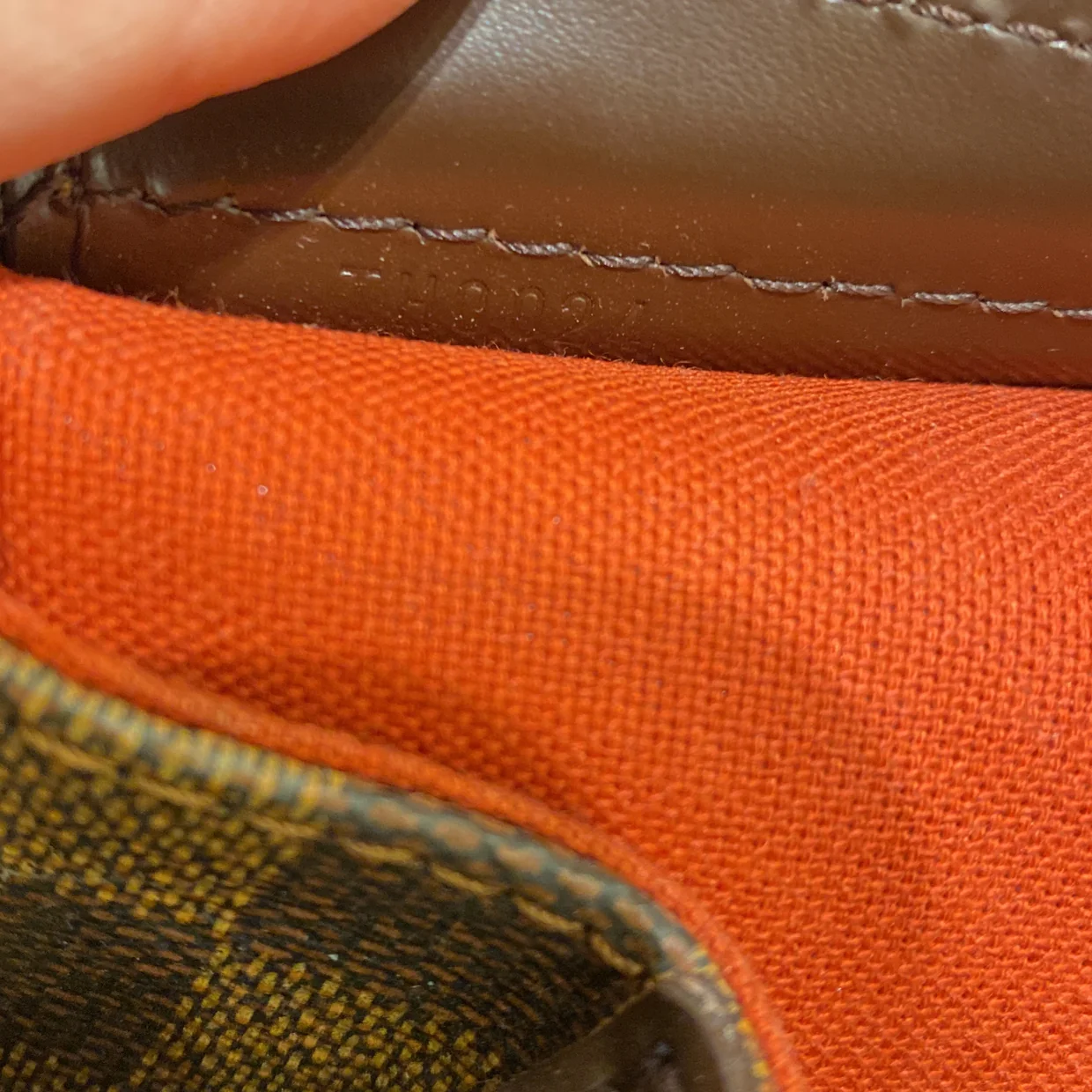 Chelsea Handbag Damier - Deep Luxury