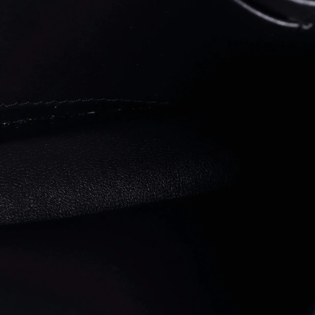 Diorama Wallet on Chain Cannage Embossed Calfskin - Deep Luxury