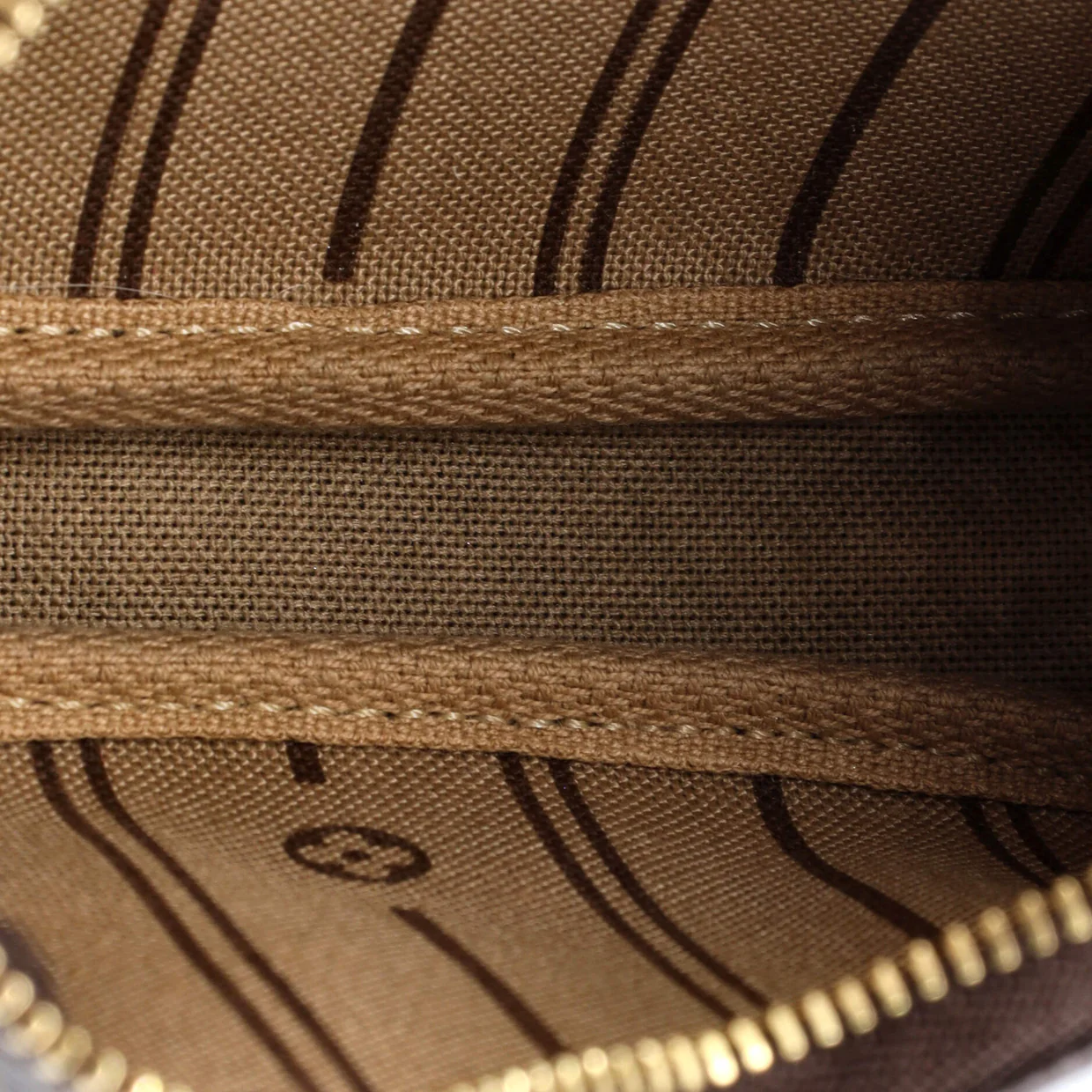 Pochette Accessoires Limited Edition Monogram Canvas Mini - Deep Luxury