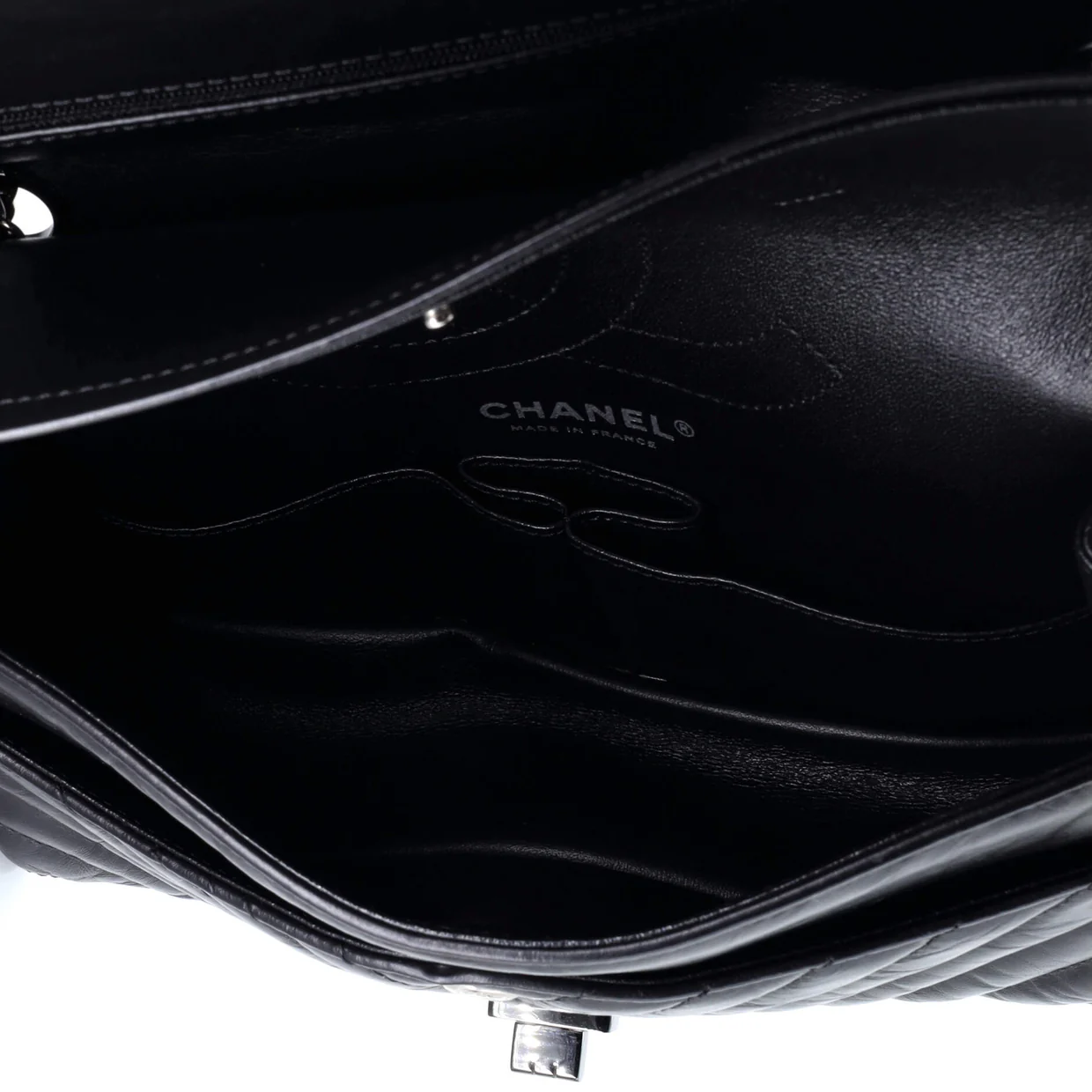 So Black Reissue 2.55 Flap Bag Chevron Aged Calfskin 225 - Deep Luxury