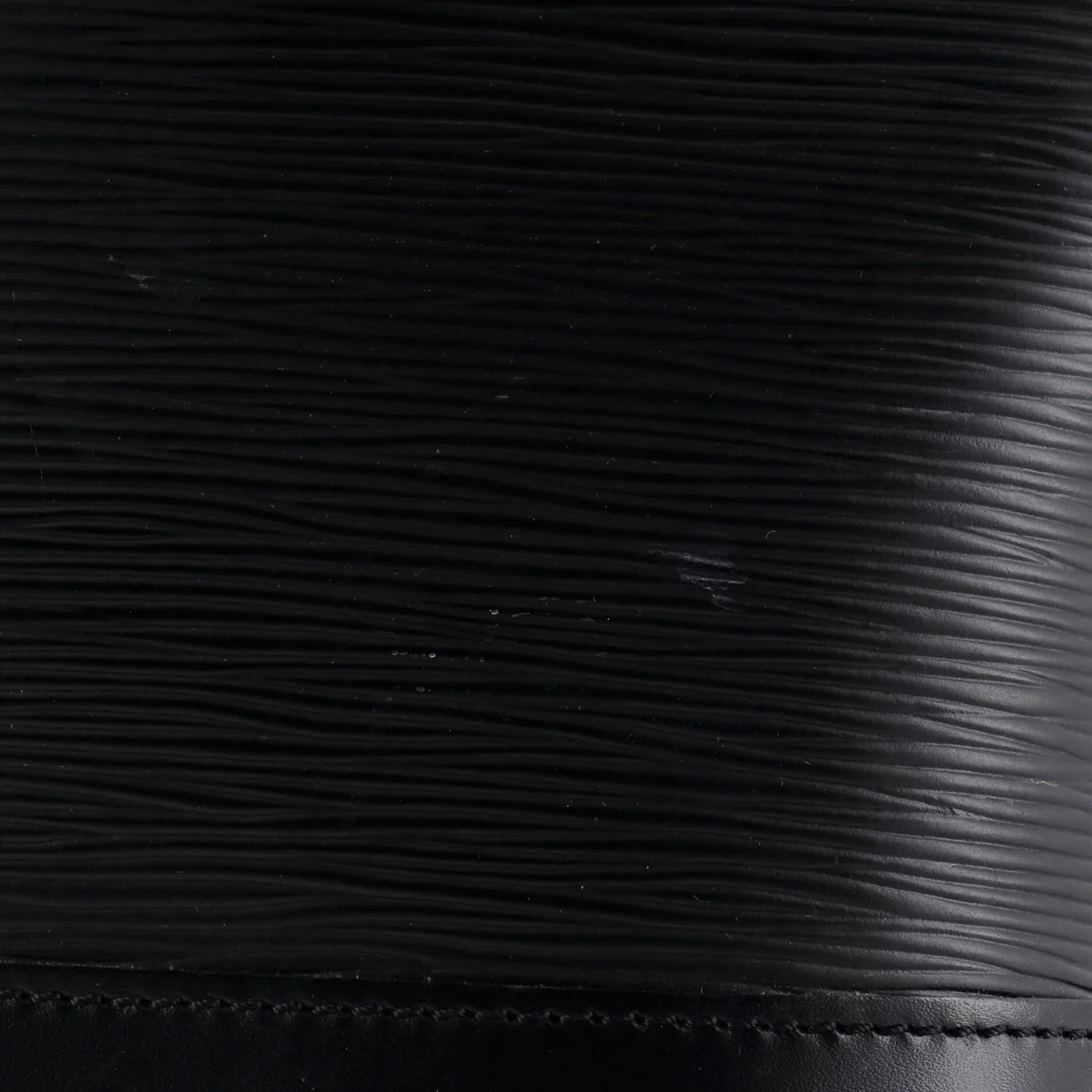 Alma Handbag Epi Leather PM - Deep Luxury