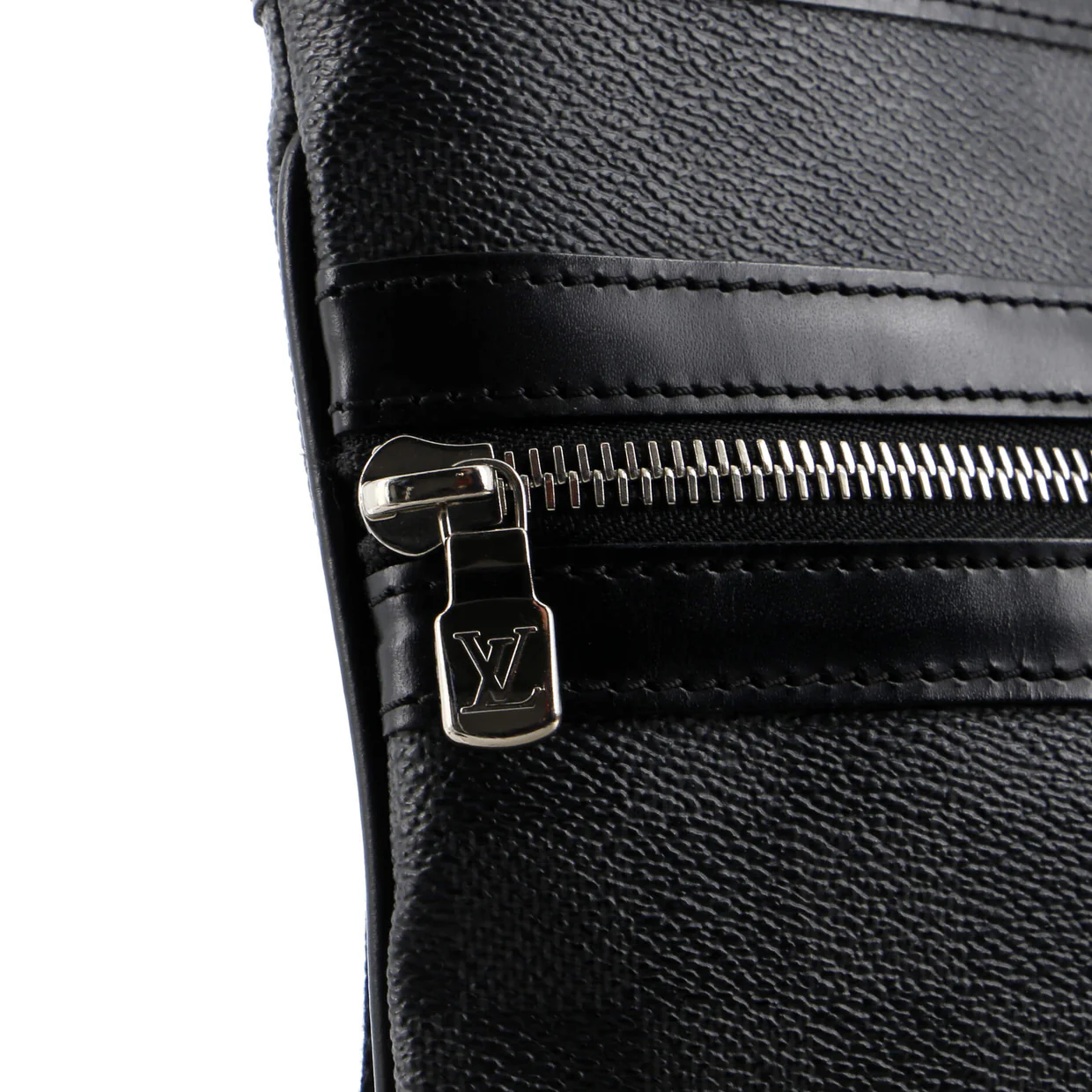 Thomas Handbag Damier Graphite - Deep Luxury