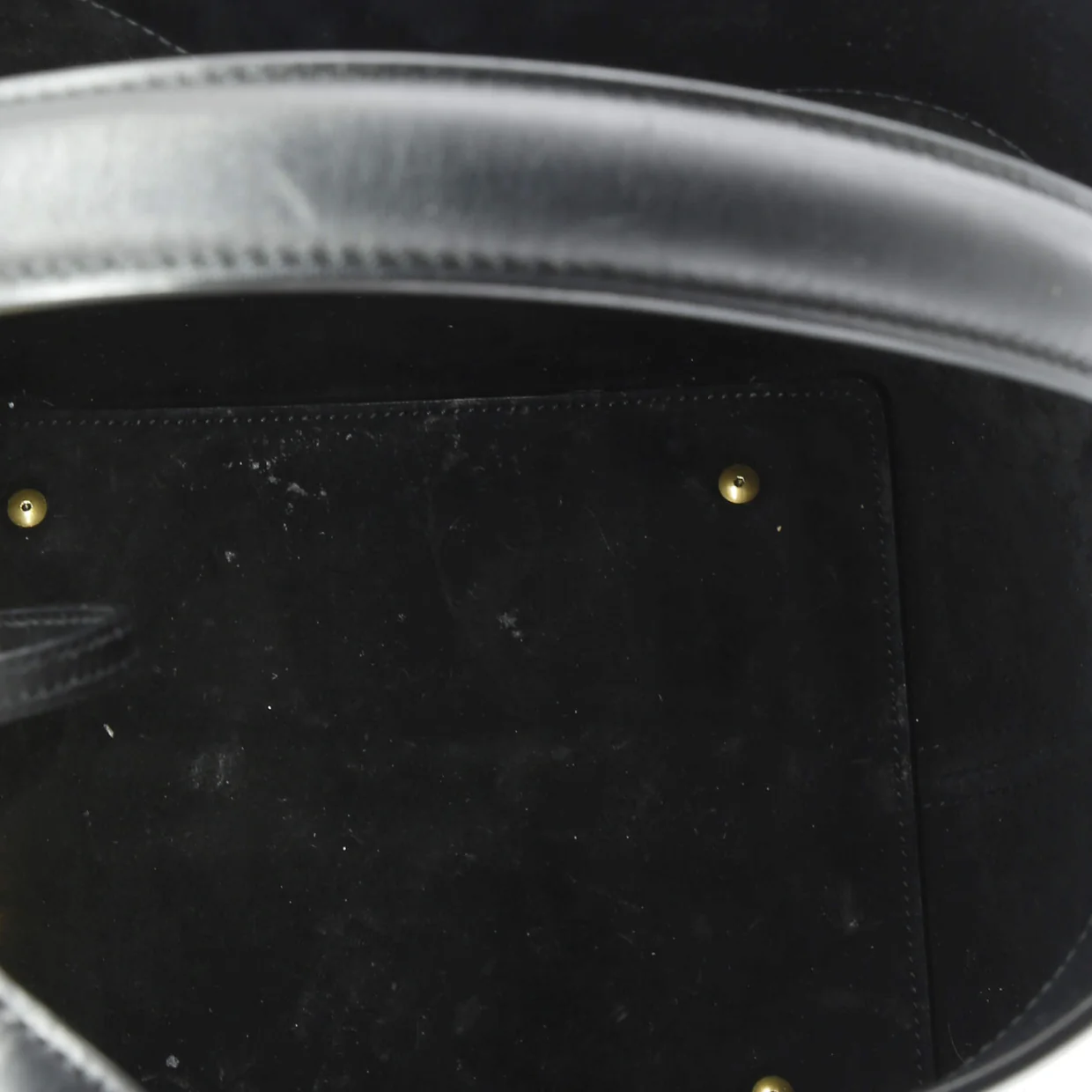 Le 37 Bucket Bag Leather - Deep Luxury