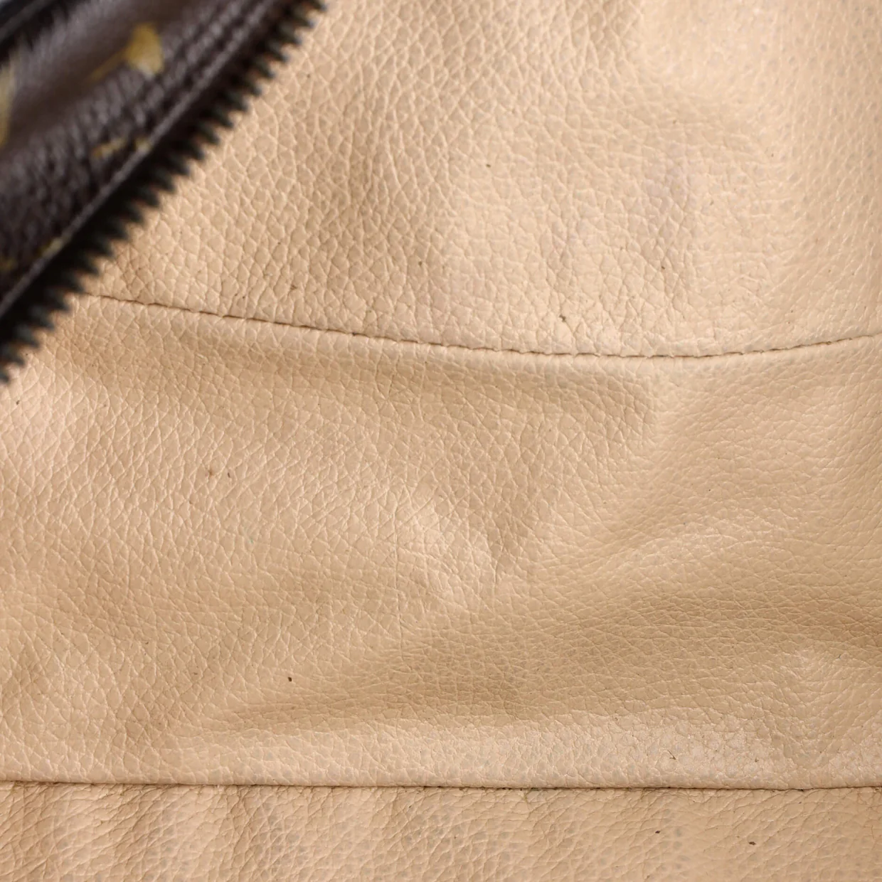 Trousse Toiletry Pouch Monogram Canvas 28 - Deep Luxury