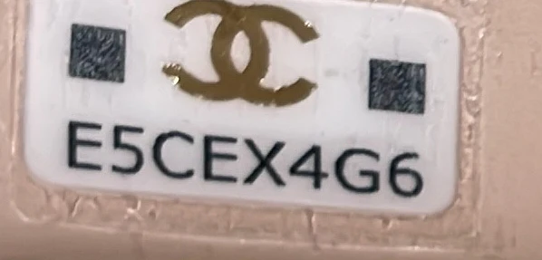 Business Affinity Drawstring Bucket Bag Quilted Caviar Mini - Deep Luxury