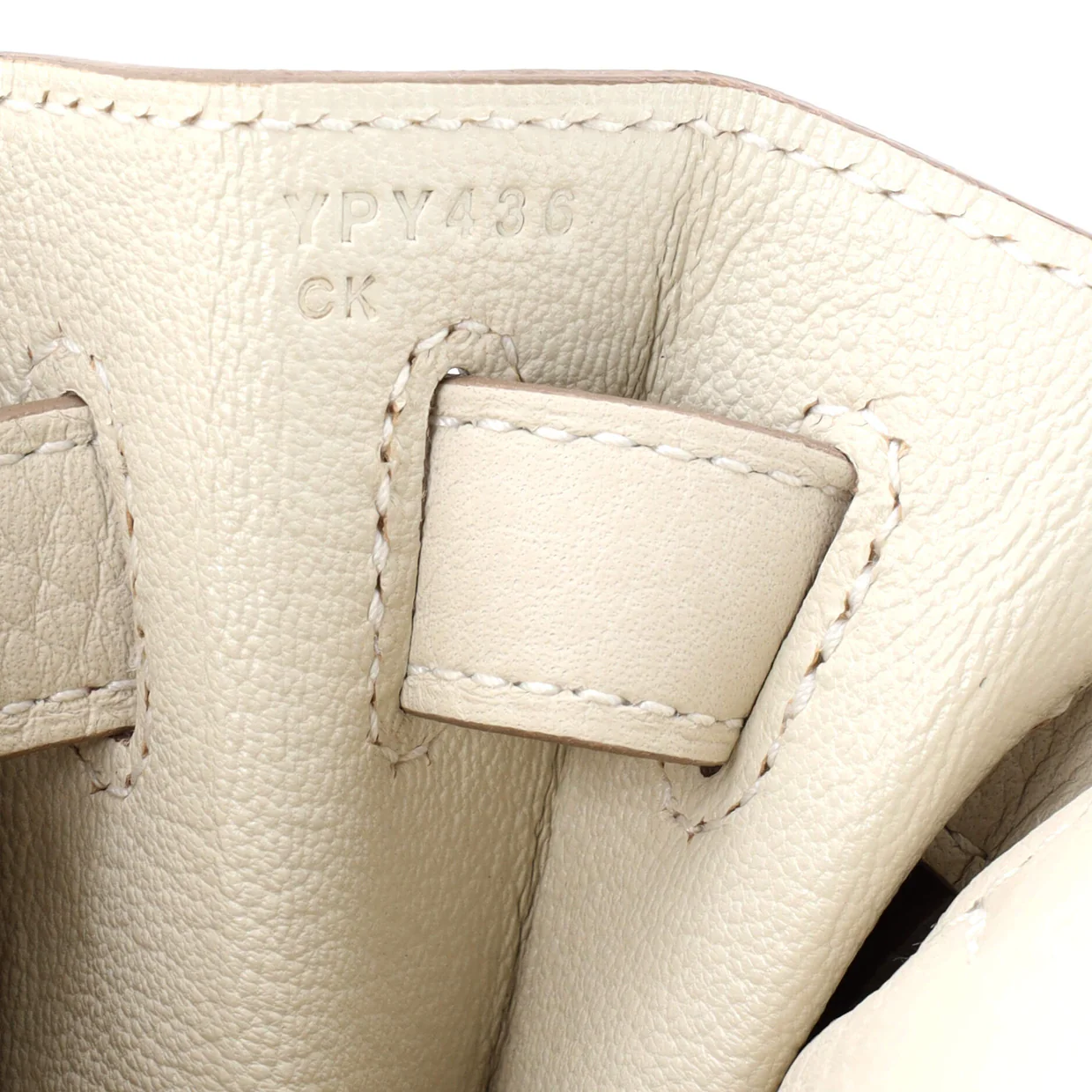 Kelly Handbag Light Clemence with Gold Hardware 28 - Deep Luxury