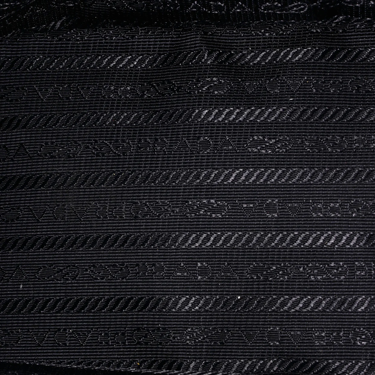 Double Zip Tote Diagramme Quilted Leather Small - Deep Luxury