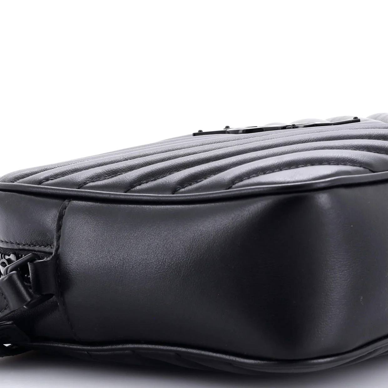 Lou Camera Bag Matelasse Chevron Leather Small - Deep Luxury
