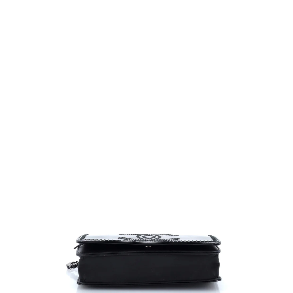 CC Wallet on Chain Stitched Patent - Deep Luxury