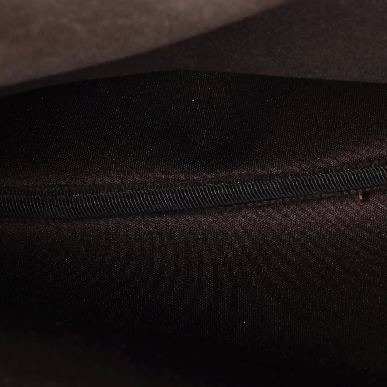 Zip Top Messenger Bag GG Coated Canvas Large - Deep Luxury