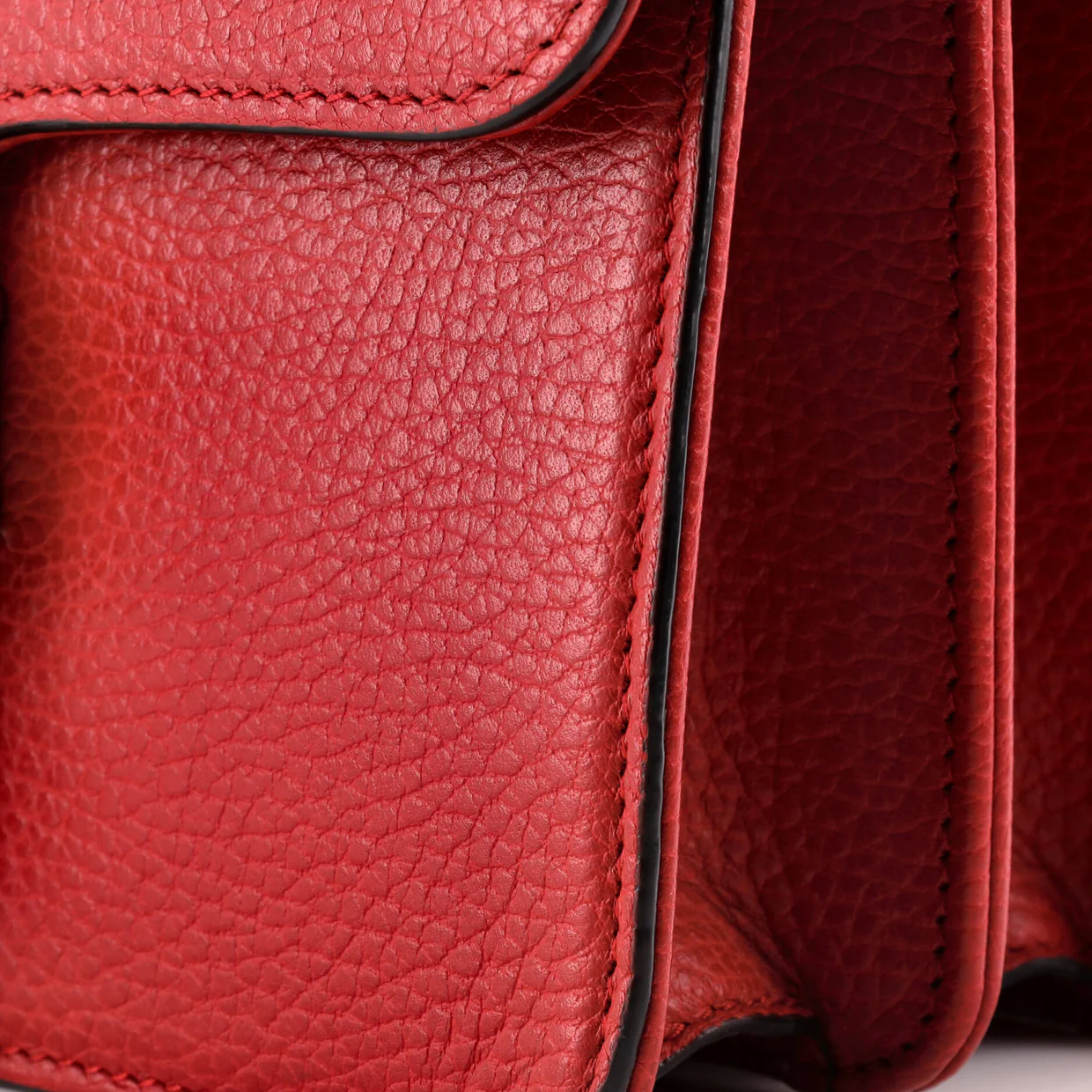 Interlocking Shoulder Bag Leather Small - Deep Luxury