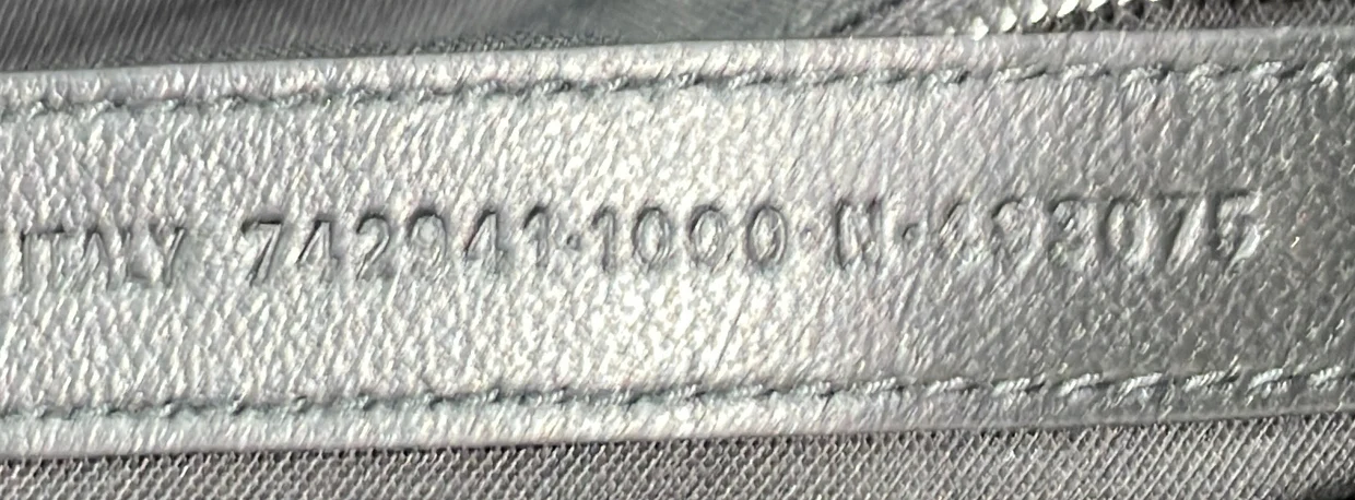 Crush Chain Tote Quilted Crushed Calfskin Small - Deep Luxury