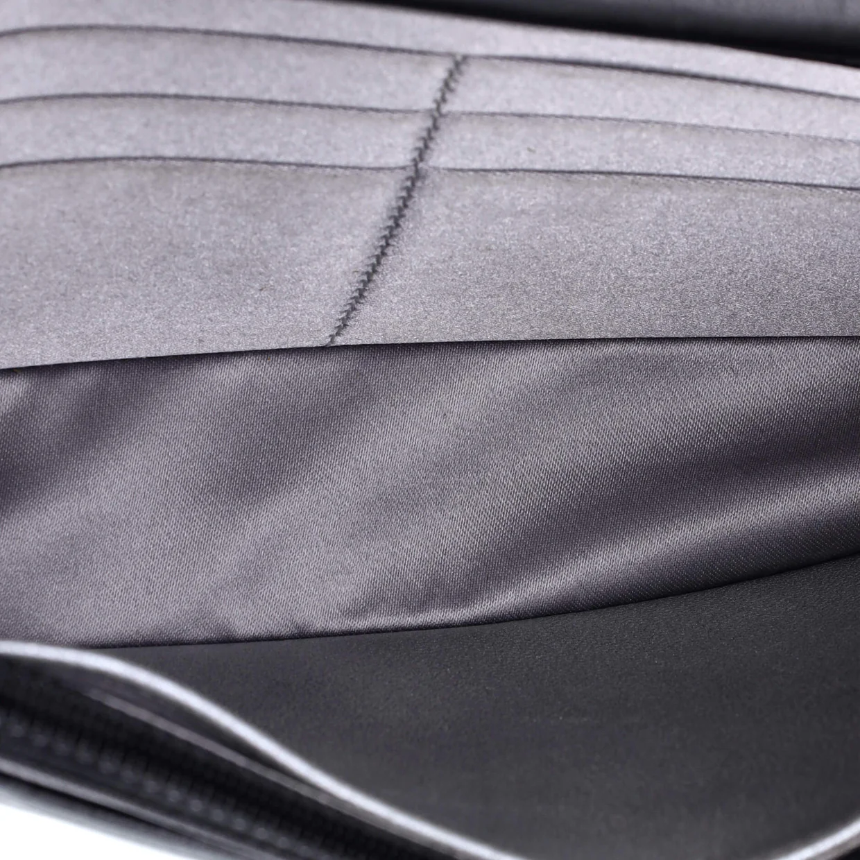 Wallet on Chain Camellia Lambskin - Deep Luxury