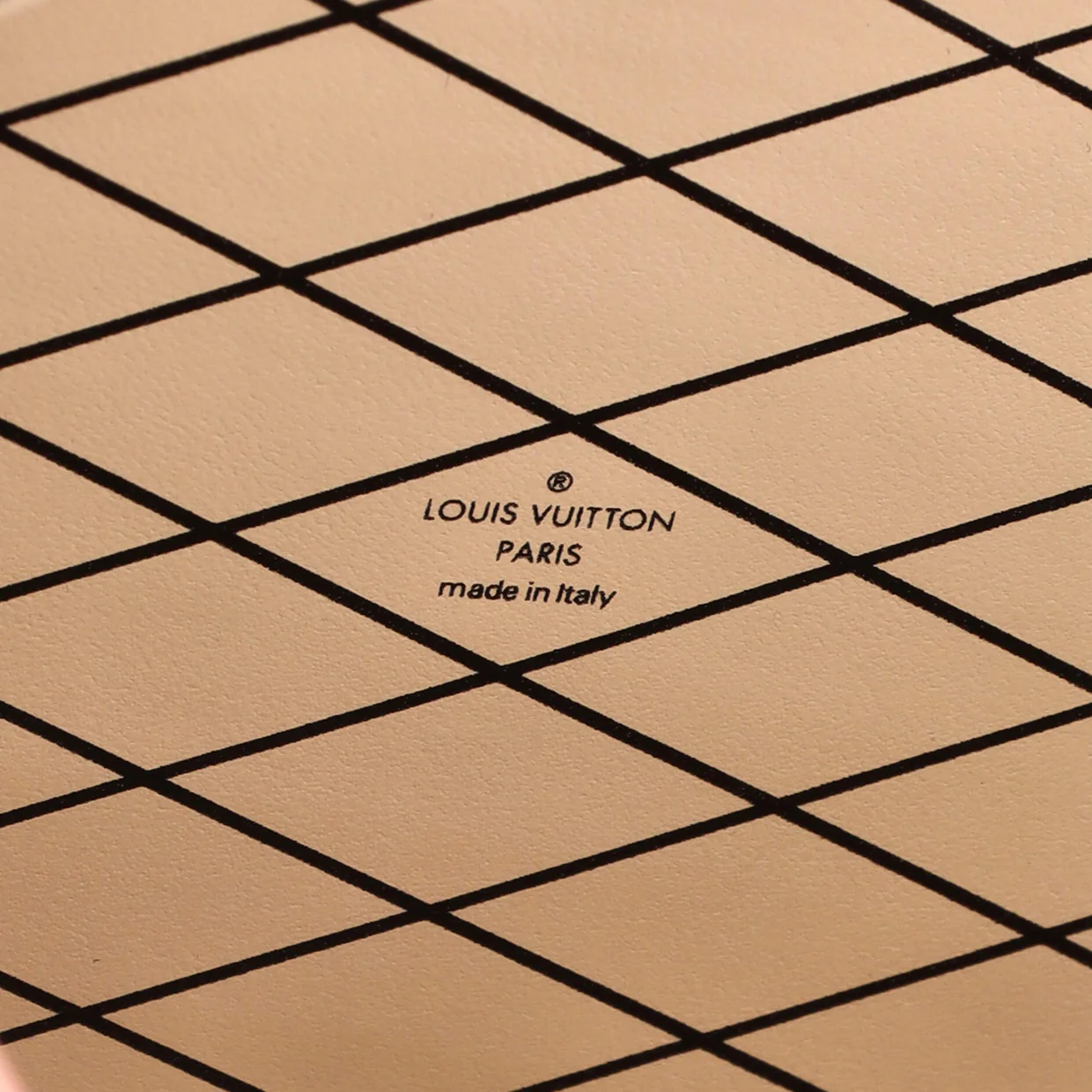 Petite Boite Chapeau Bag Monogram Canvas - Deep Luxury