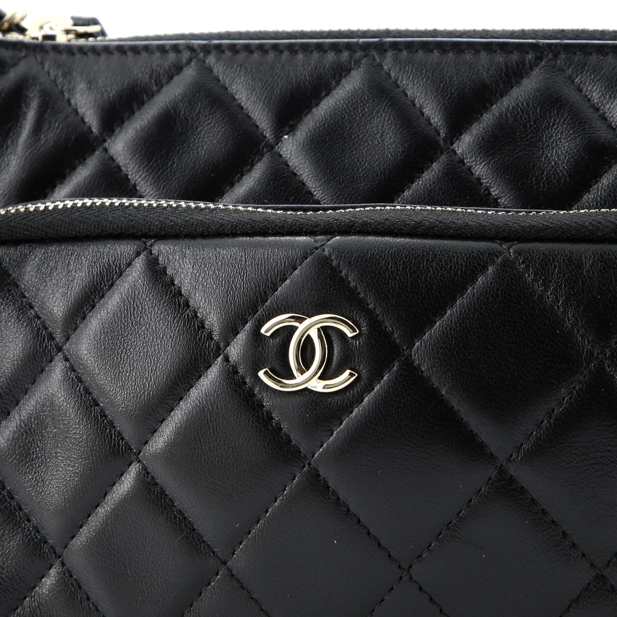 CC Front Pocket Zip Clutch with Chain Quilted Lambskin Large - Deep Luxury